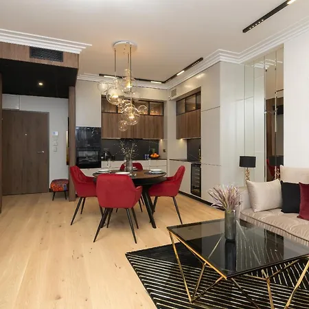 Lägenhet Kasprzaka With Ac & Parking By Renters Prestige Warszawa