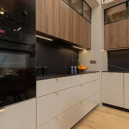 Kasprzaka With Ac & Parking By Renters Prestige Varšava