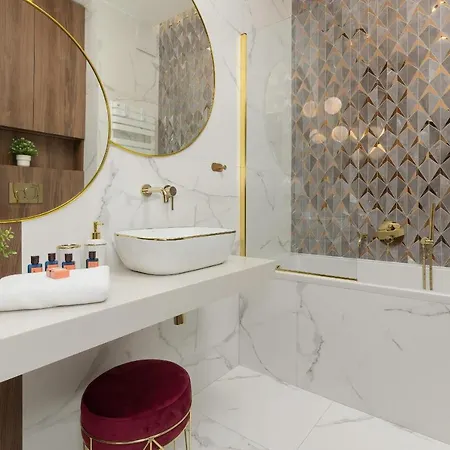 Kasprzaka With Ac & Parking By Renters Prestige Lägenhet