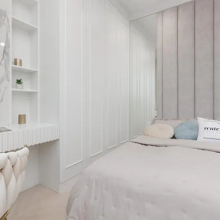 Lägenhet Kasprzaka With Ac & Parking By Renters Prestige *