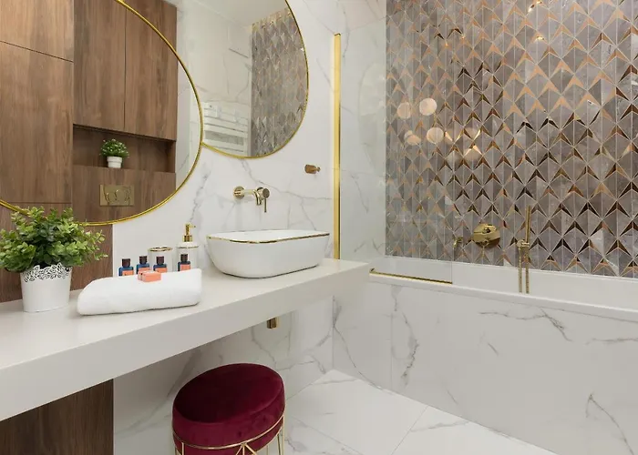 Kasprzaka With Ac & Parking By Renters Prestige شقة