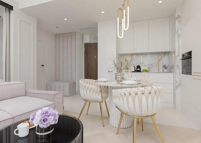 Kasprzaka With Ac & Parking By Renters Prestige *